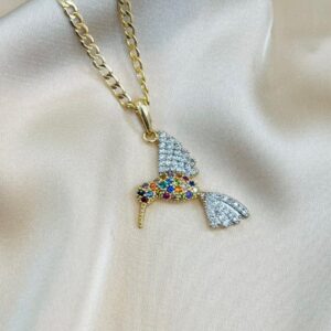 Dije en oro de 18k diseño colibri