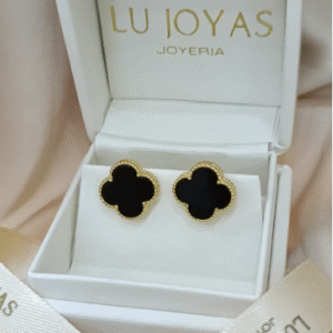 Topos en oro 18k trebol con onix central