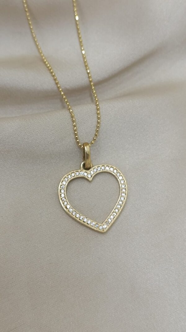 Dije en oro 18k diseño corazón