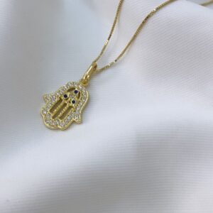 Dije en oro de 18k diseño mano de fatima