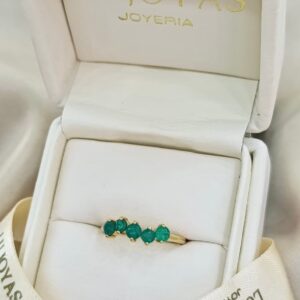 Anillo oro 18k diseño crazy band con esmeralda