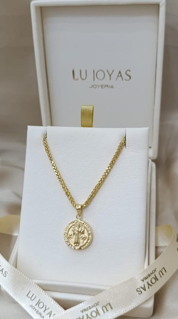 Dije en oro 18k medalla san benito - Image 2