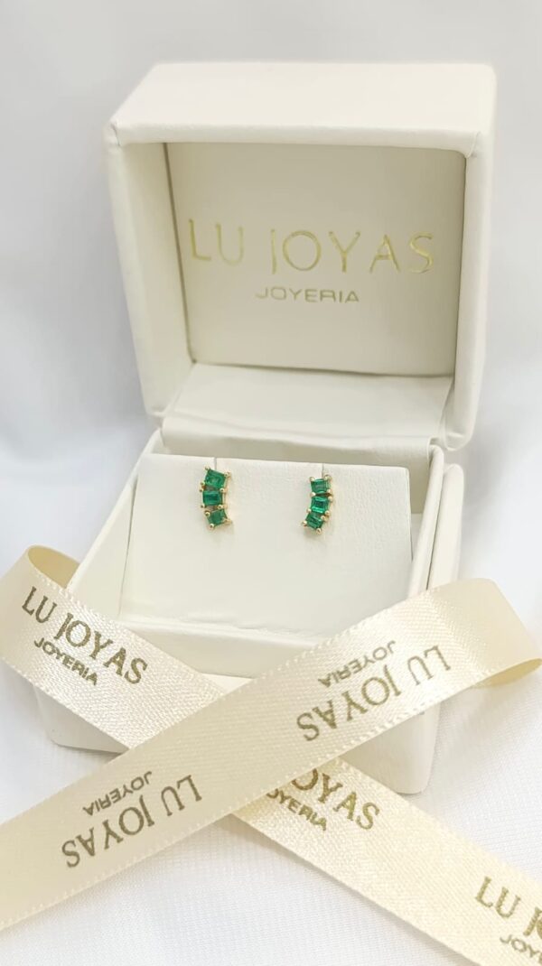 Topos en oro 18k con esmeraldas