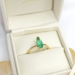 Anillo en oro 18k esmeralda en lagrima