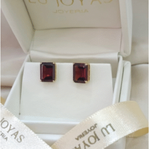 Topos en oro 18k con Granate